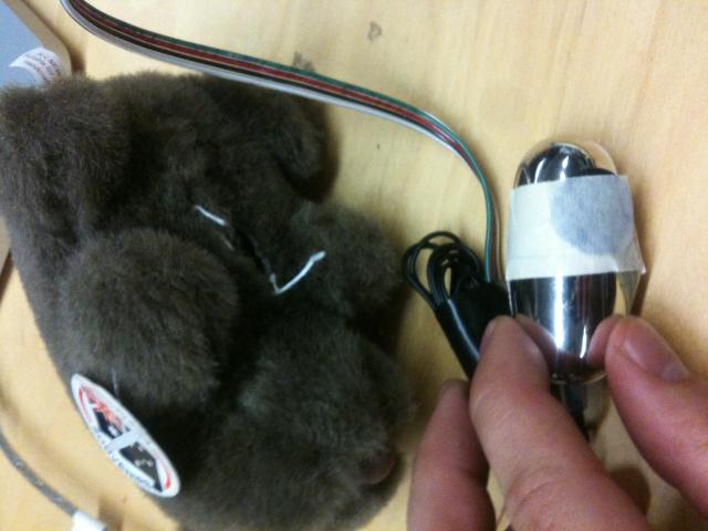 wombat internals with offset weight motor & FSR taped to it
